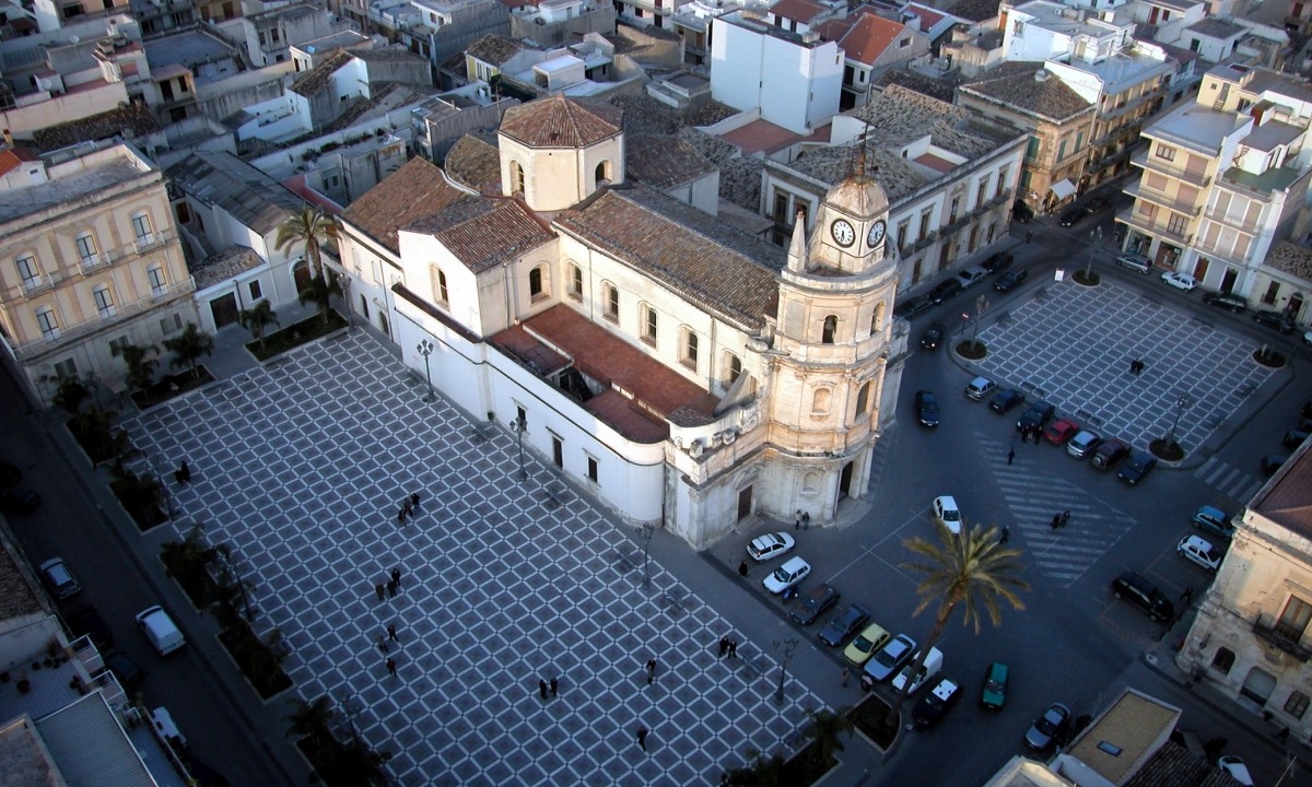 Floridia Antica cittadina a due passi da Siracusa